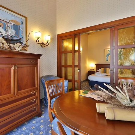 Hotell Western Classic 4*