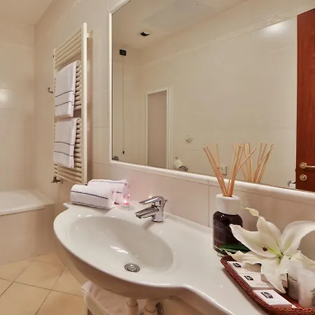 Western Classic Reggio Emilia