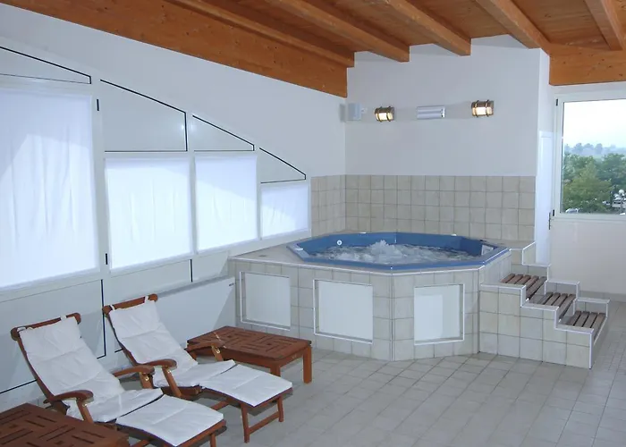 Western Classic ريجّو إيميليا