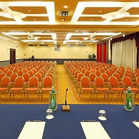 Ξενοδοχείο Western Classic 4*