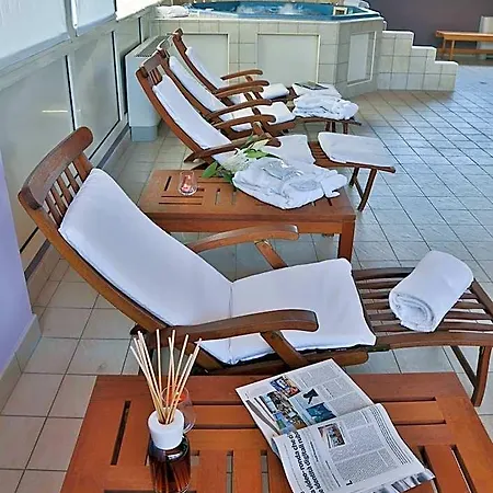 Western Classic Hotel 4*