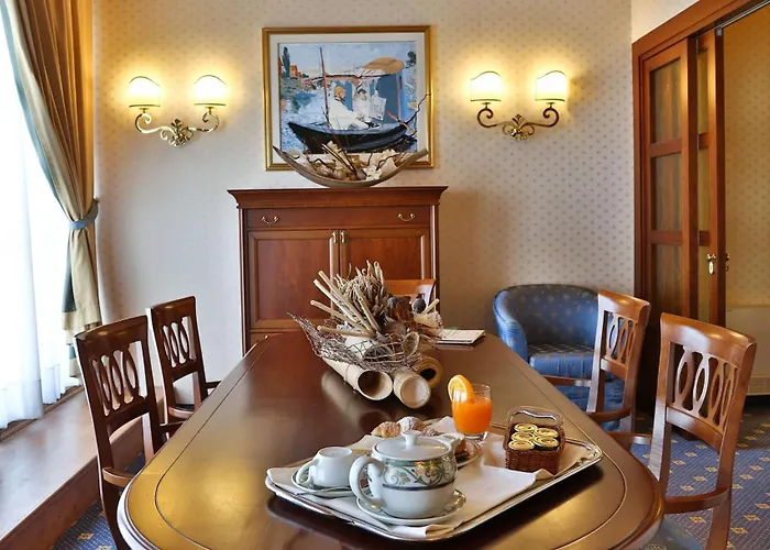 Hotel Western Classic 4*