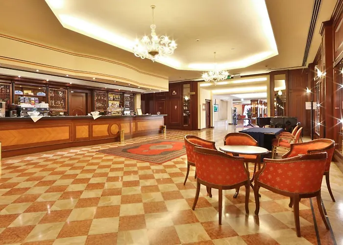 Western Classic Hotel 4*