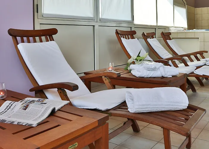 Western Classic Hotel 4*